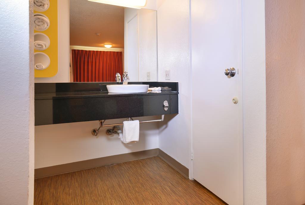 Motel 6-Saint Joseph, Mo Eksteriør billede